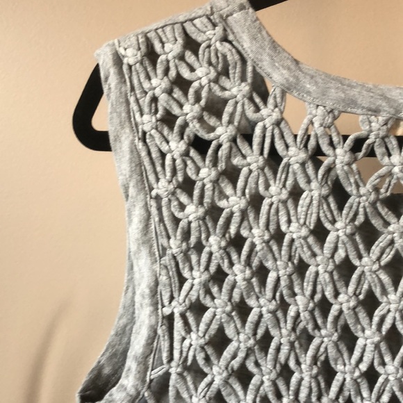 Billabong Grey Tank - Picture 5 of 7